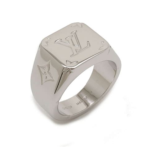 louis vuitton m62487|louis vuitton signet ring.